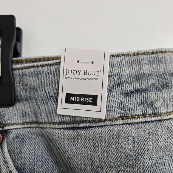 Judy Blue Mid Rise Tummy Control Raw Hem Crop Wide Leg Jean - Size 22W - Picture 6 of 14